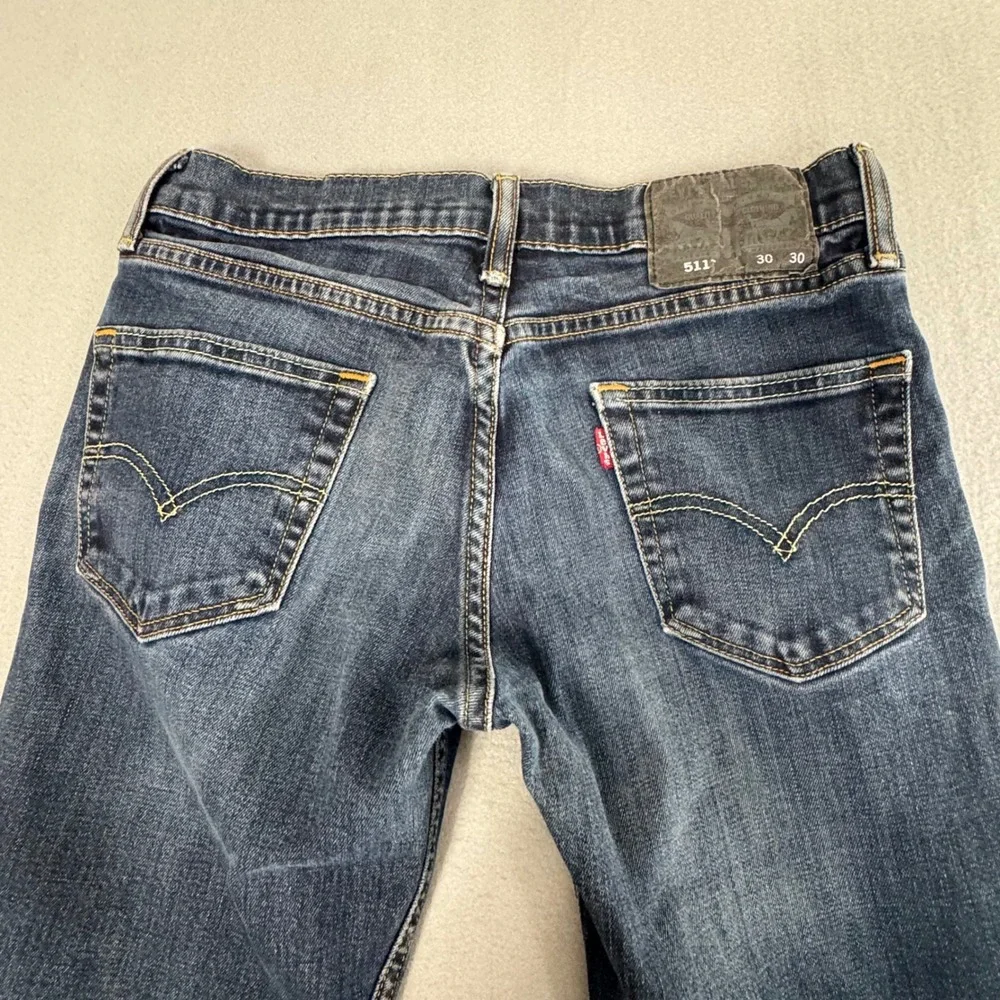 Levi's 511‎ Slim Fit Jeans Mens 30x30 Medium Dark Wash Casual Classic Denim Blue
